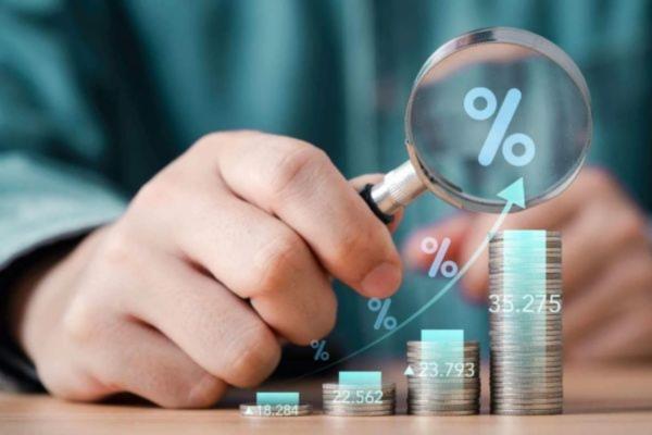 Tỷ lệ phần trăm hàng năm (APR) có vai trò quan trọng trong việc lựa chọn tài chính